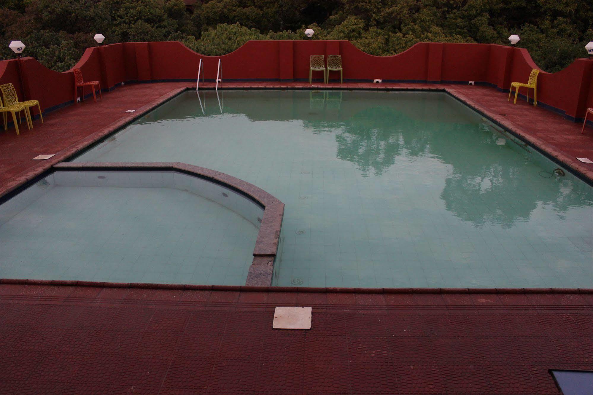 Hotel Sunny Classic 马哈巴莱斯赫瓦尔 外观 照片